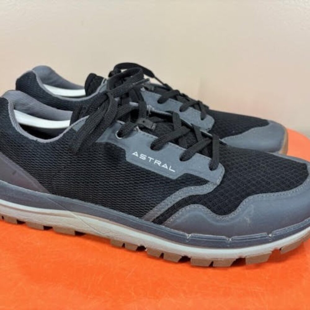 Astral TR1 Hiking Shoes Minimalist Quick Drying Men's Sz 10.5 Graphite Black